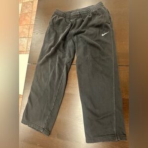 One pair of size large women’s Nike sweatpants